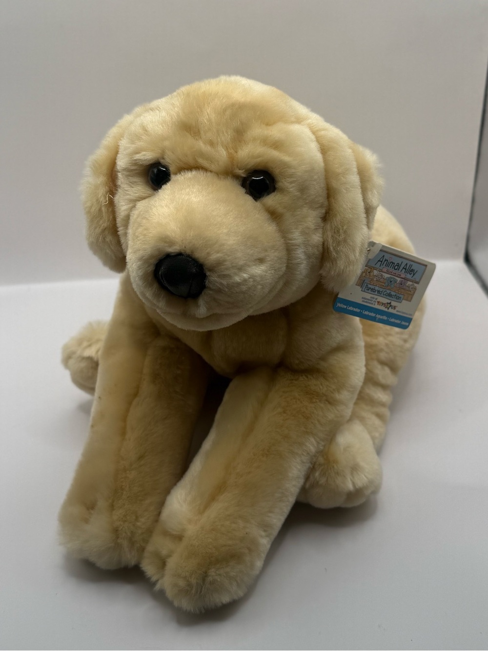 2000 Animal Alley Yellow Labrador Retriever Stuffed Animal Plush